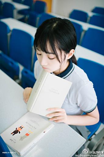 777米奇四色眼影888